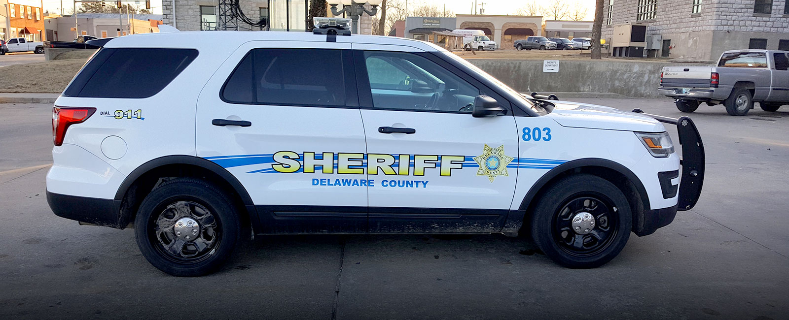 delaware county patrol car